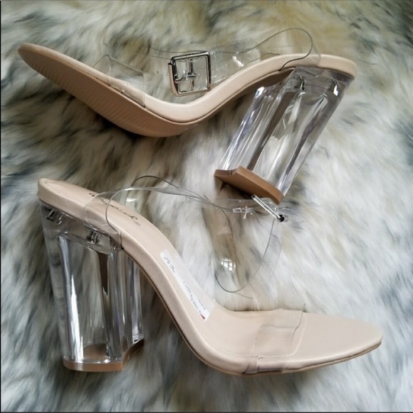 Clear block ankle strap heels - Picture 5 of 7